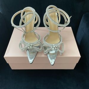 Mach & Mach Double Crystal Bow Pointed Toe Pump